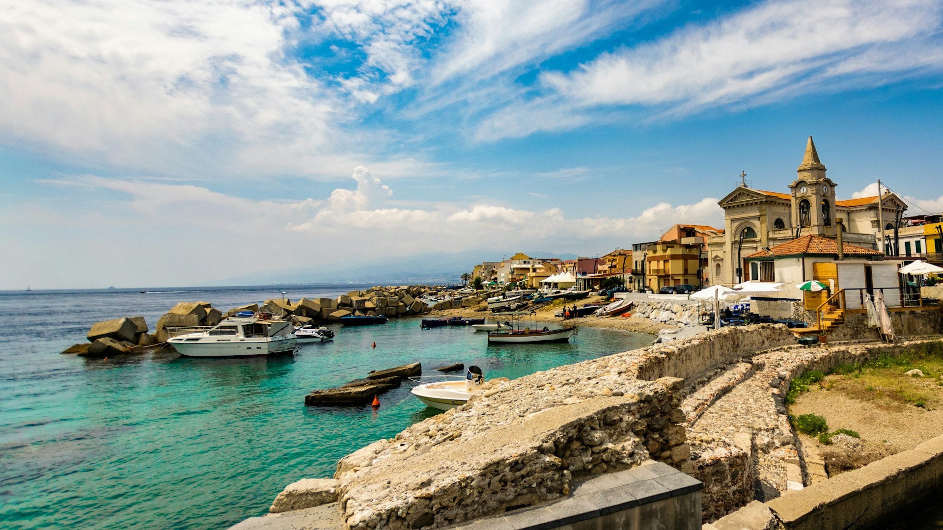 Discovering the Hidden Coastal Towns of the Mediterranean: Your Guide to Authentic Escapes